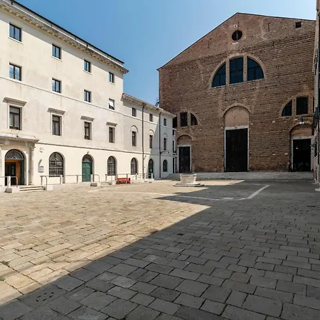 Cool Flat M0270429267 Appartement Venise