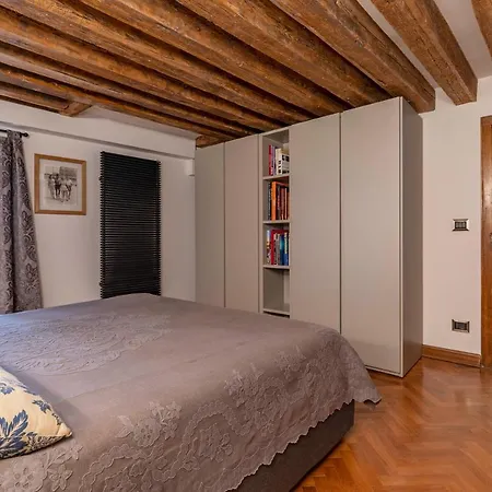 Apartman Cool Flat M0270429267 Velence